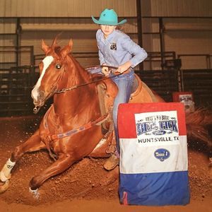 Meet your Posher, Traci